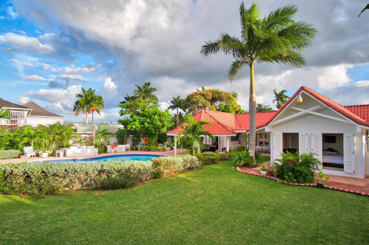 Sunspot Villa รันอเวย์เบย์ ภายนอก รูปภาพ