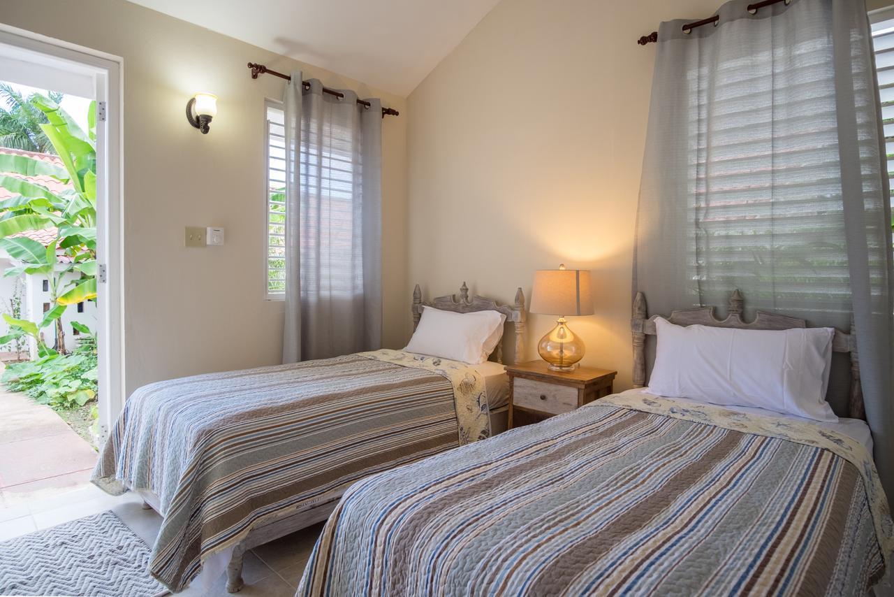 Sunspot Villa รันอเวย์เบย์ ภายนอก รูปภาพ
